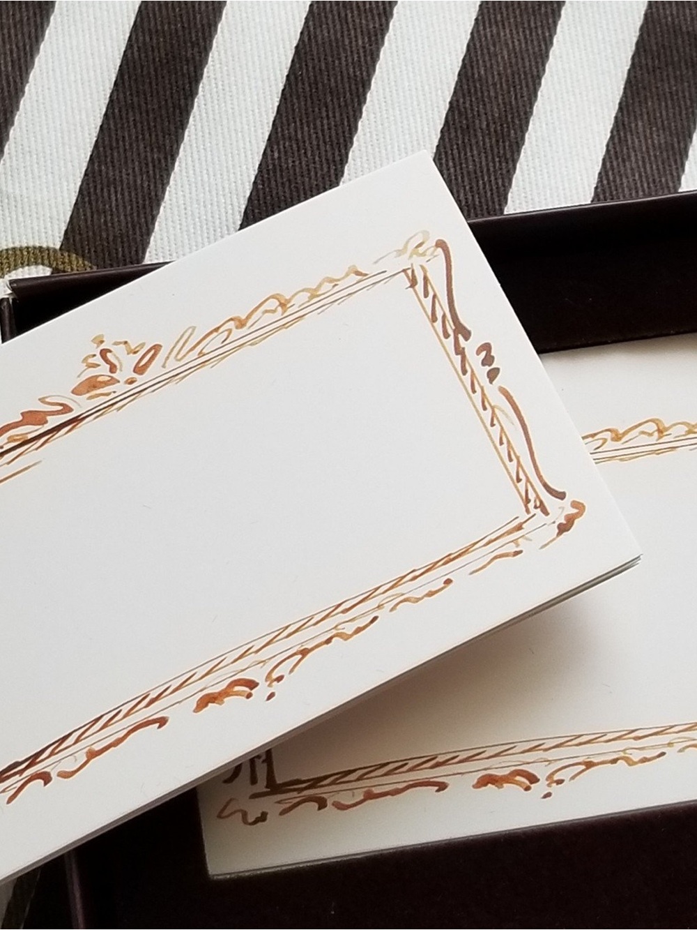 Henri Bendel Place cards with Bows🎀